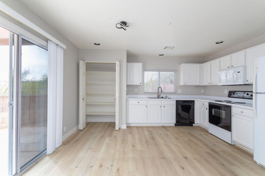 7650 E Williams Drive Unit 1021
