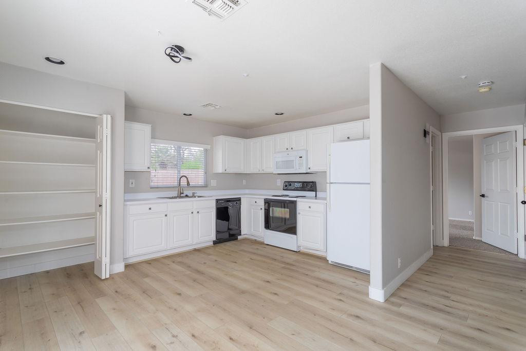 7650 E Williams Drive Unit 1021