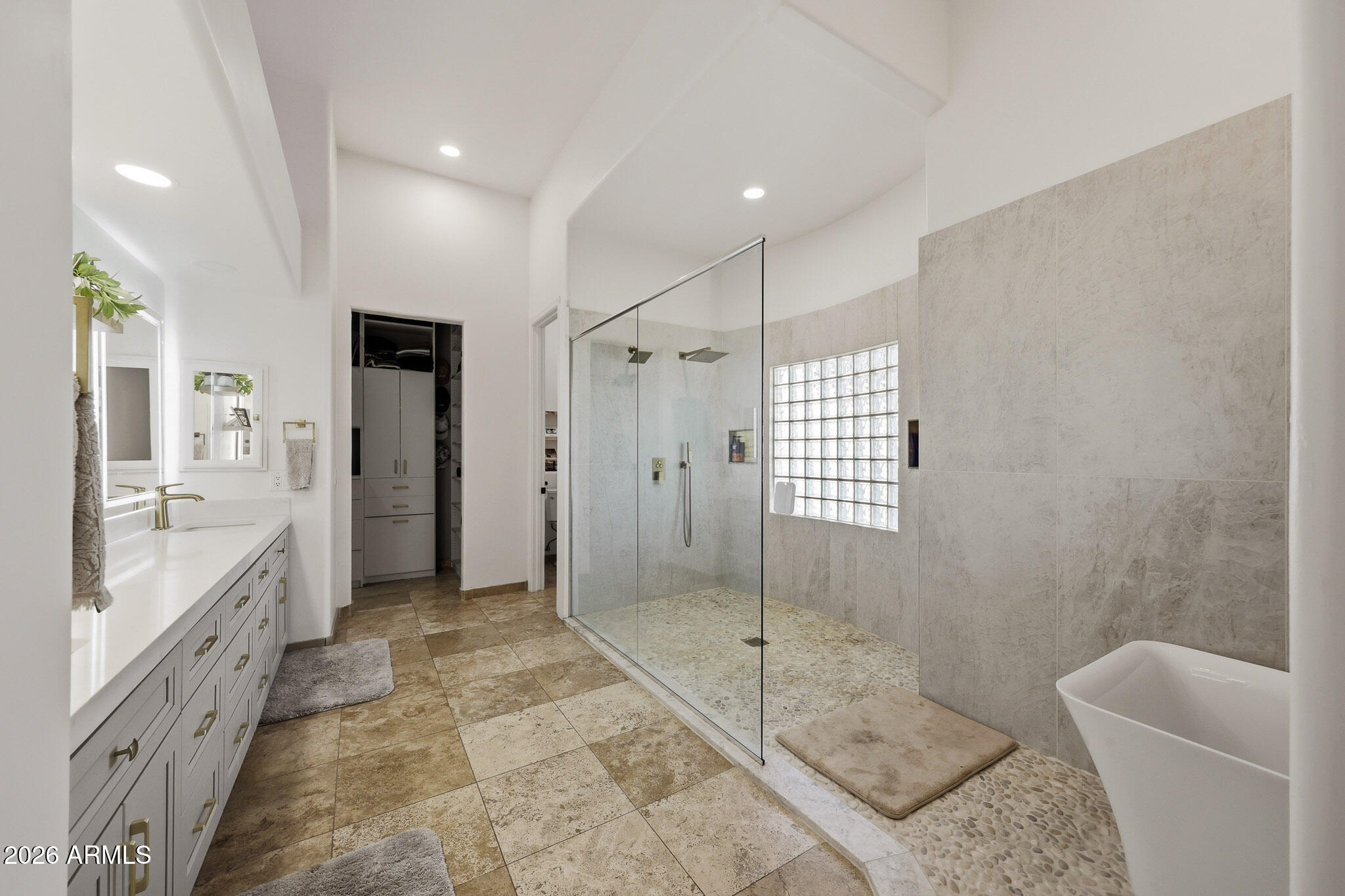 VENADO - Residential