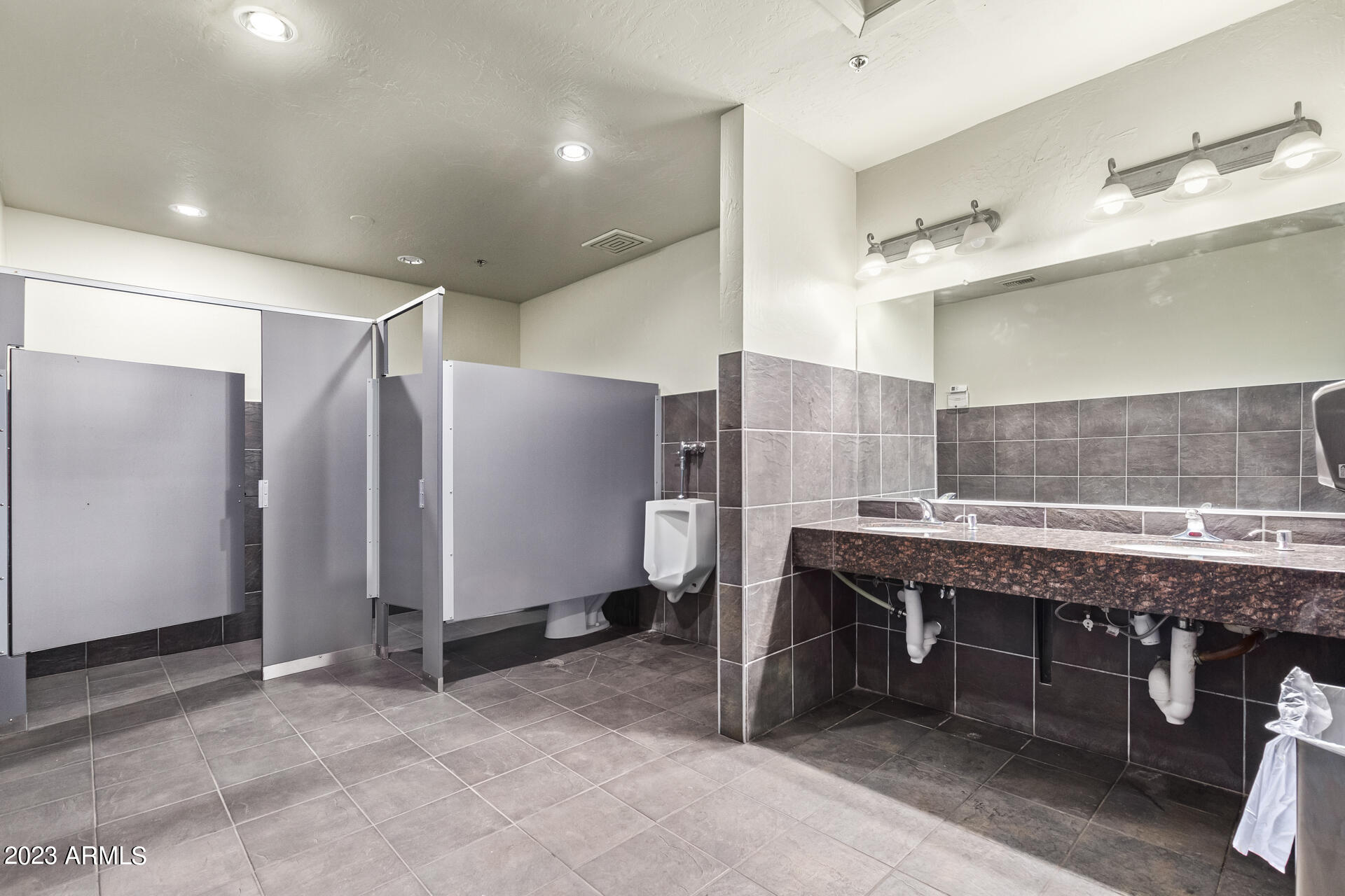 NORTHVIEW PLAZA CONDOMINIUM - Commercial Sale