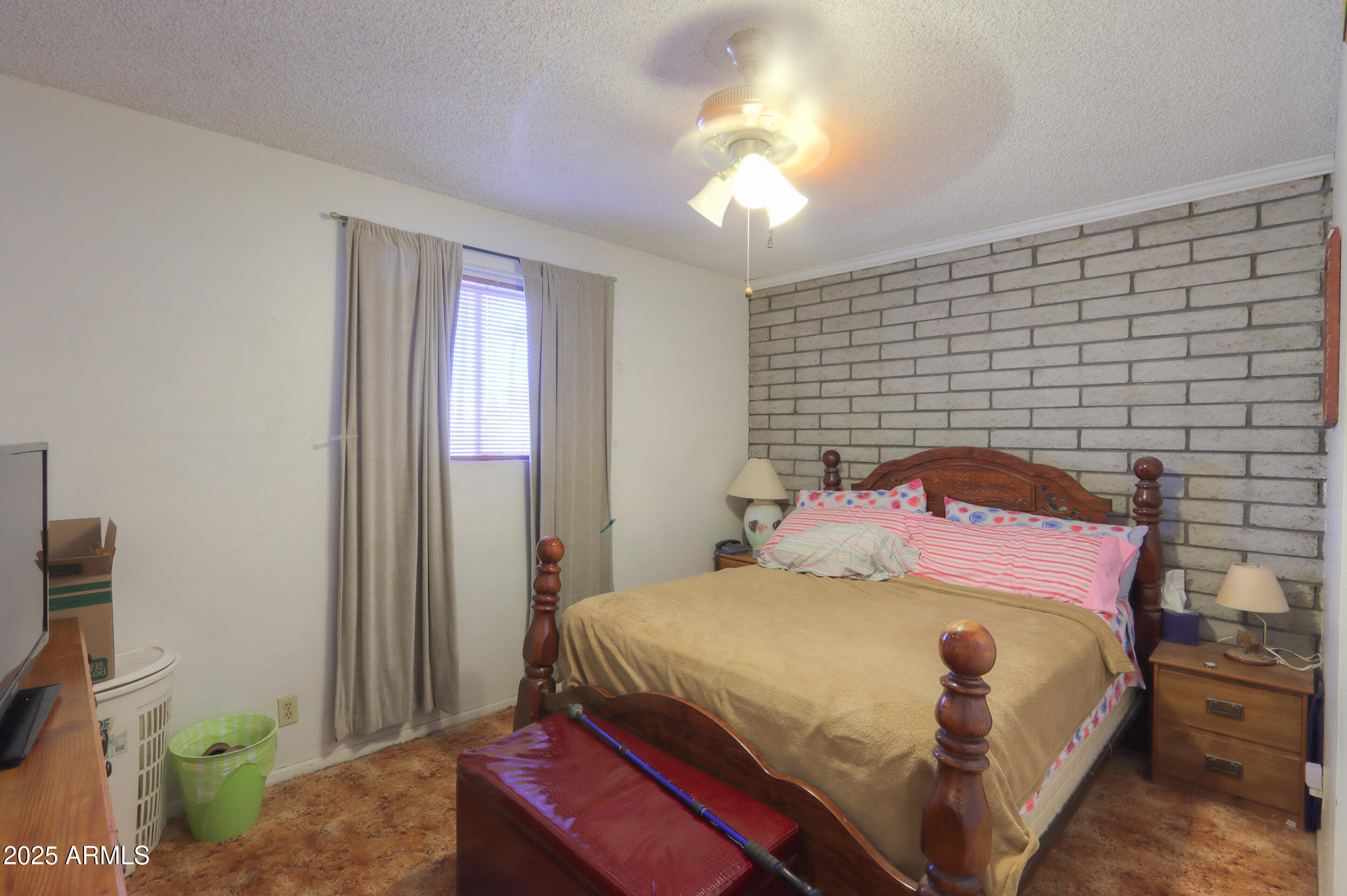 422 W Calle Tuberia --