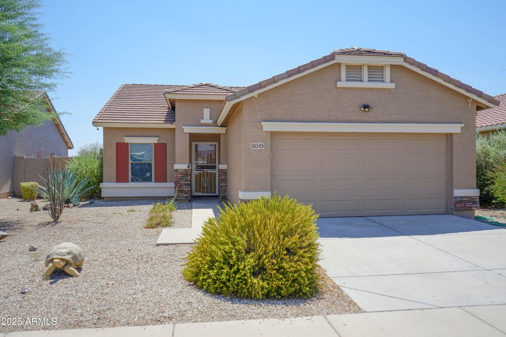 Photo of 18345 E El Amancer, Gold Canyon, AZ 85118 (MLS # 6910052)