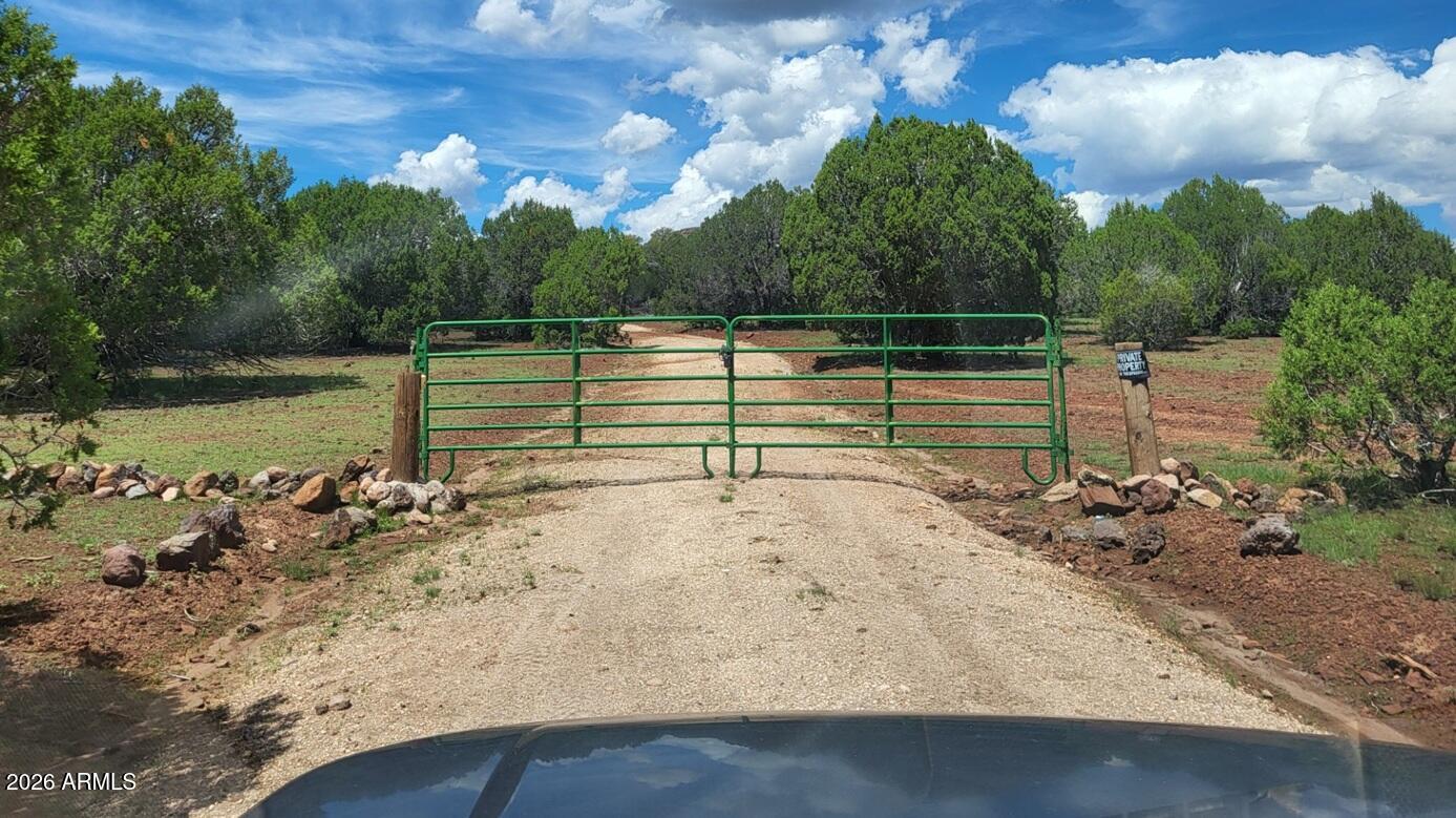 13664 Round Mountain Expressway