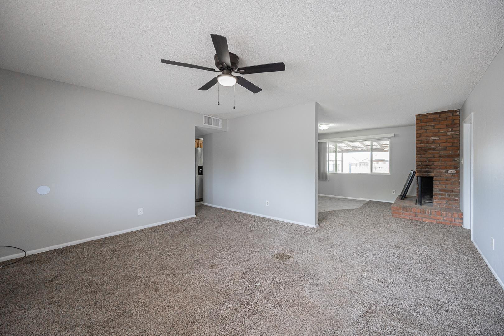 427 E MALIBU Drive