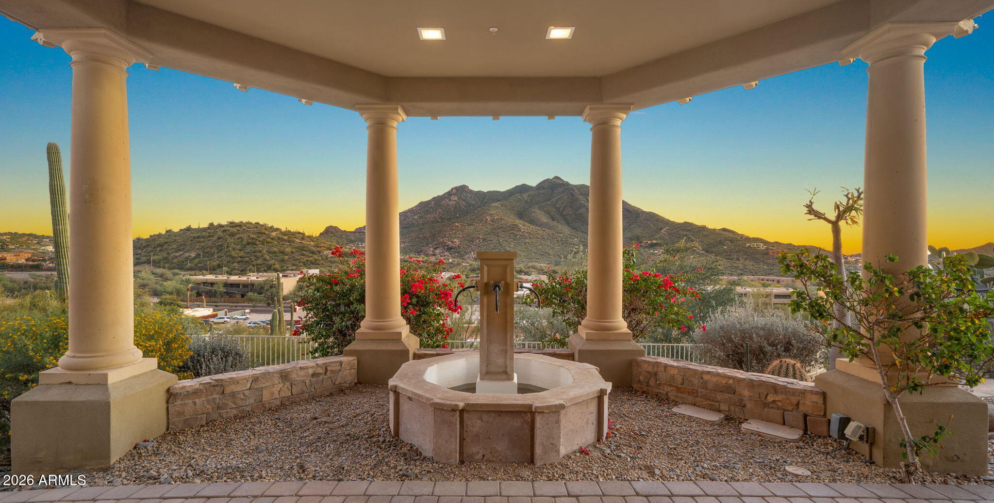 6562 E CAVE CREEK Road