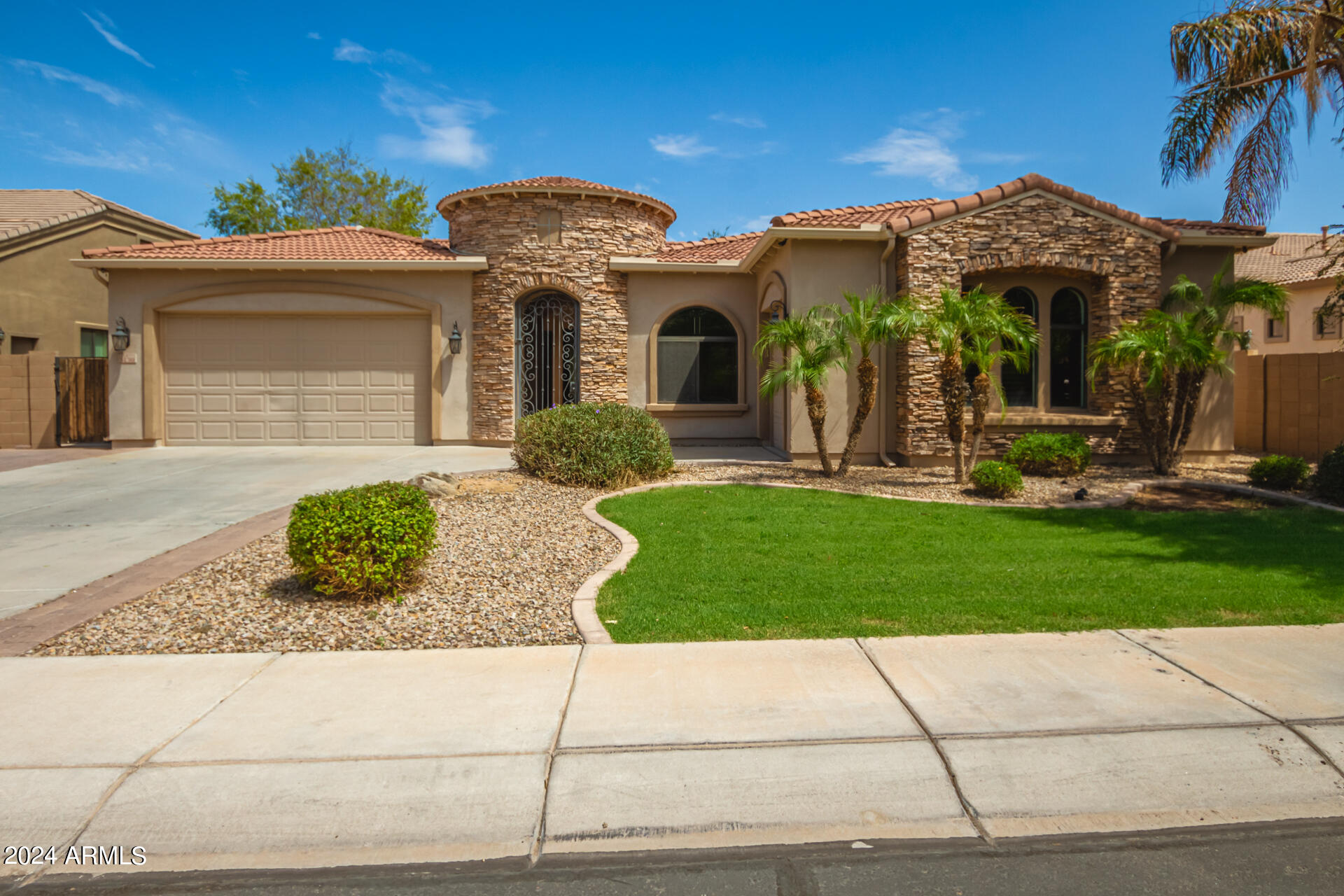 View Chandler, AZ 85249 property