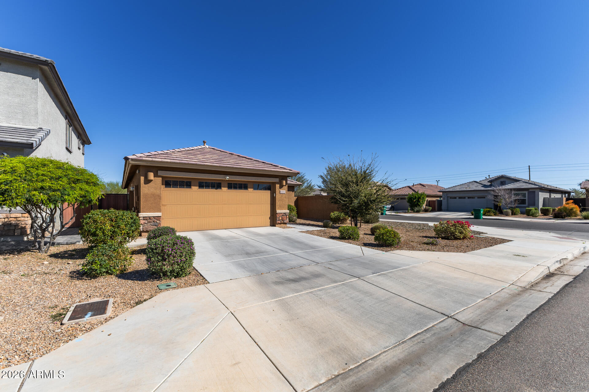 12312 W PALMAIRE Avenue