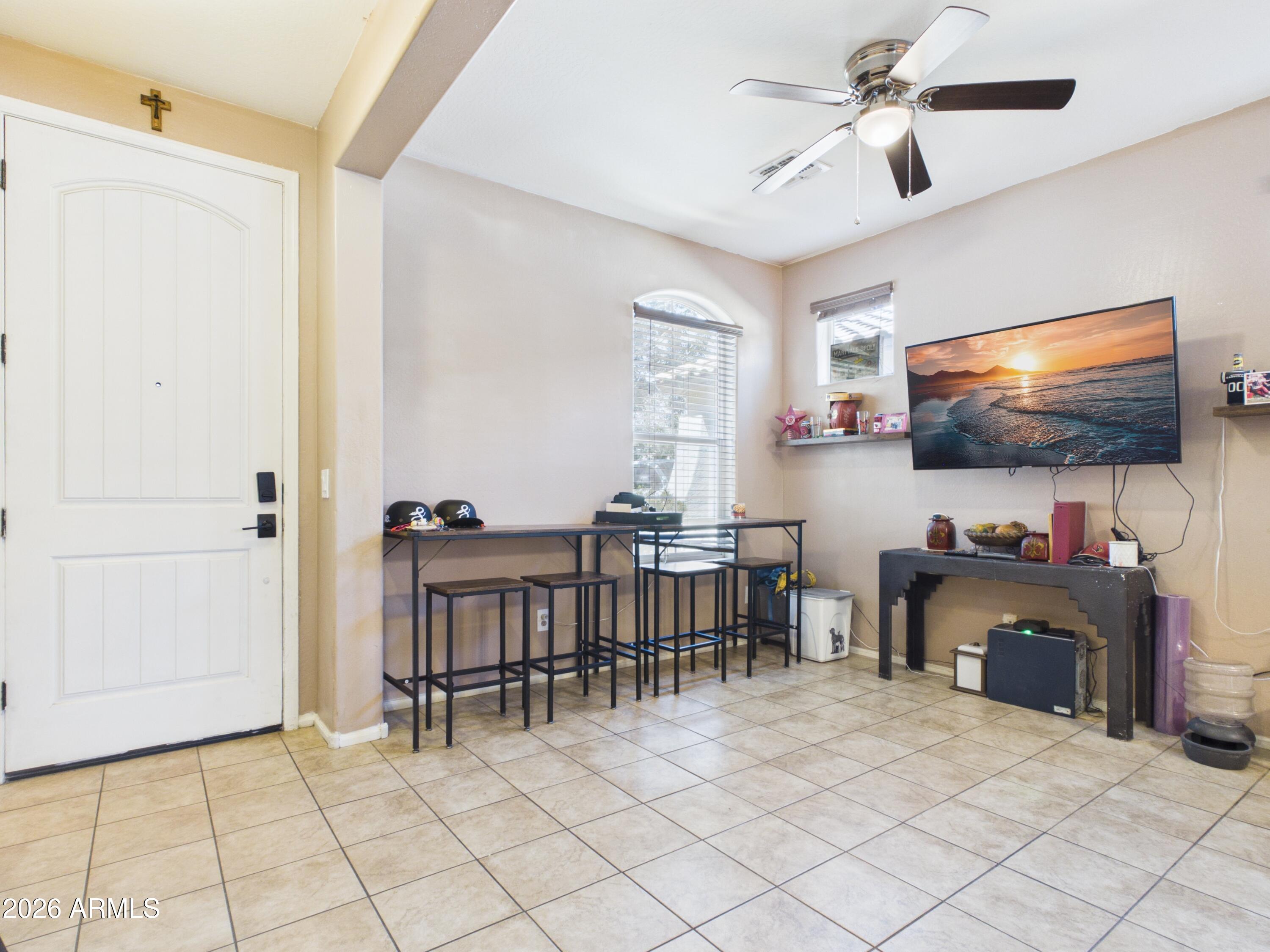 10319 W YUMA Street