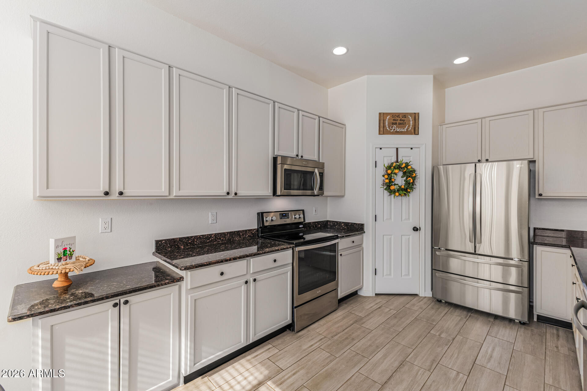 10435 E FORGE Avenue