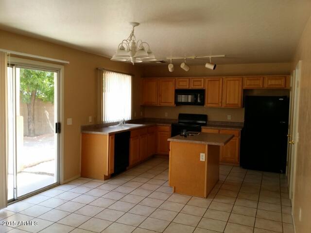 2114 N SAN VINCENTE Drive