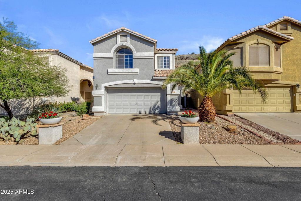 Photo of 1452 E South Fork Drive, Phoenix, AZ 85048 (MLS # 6936865)