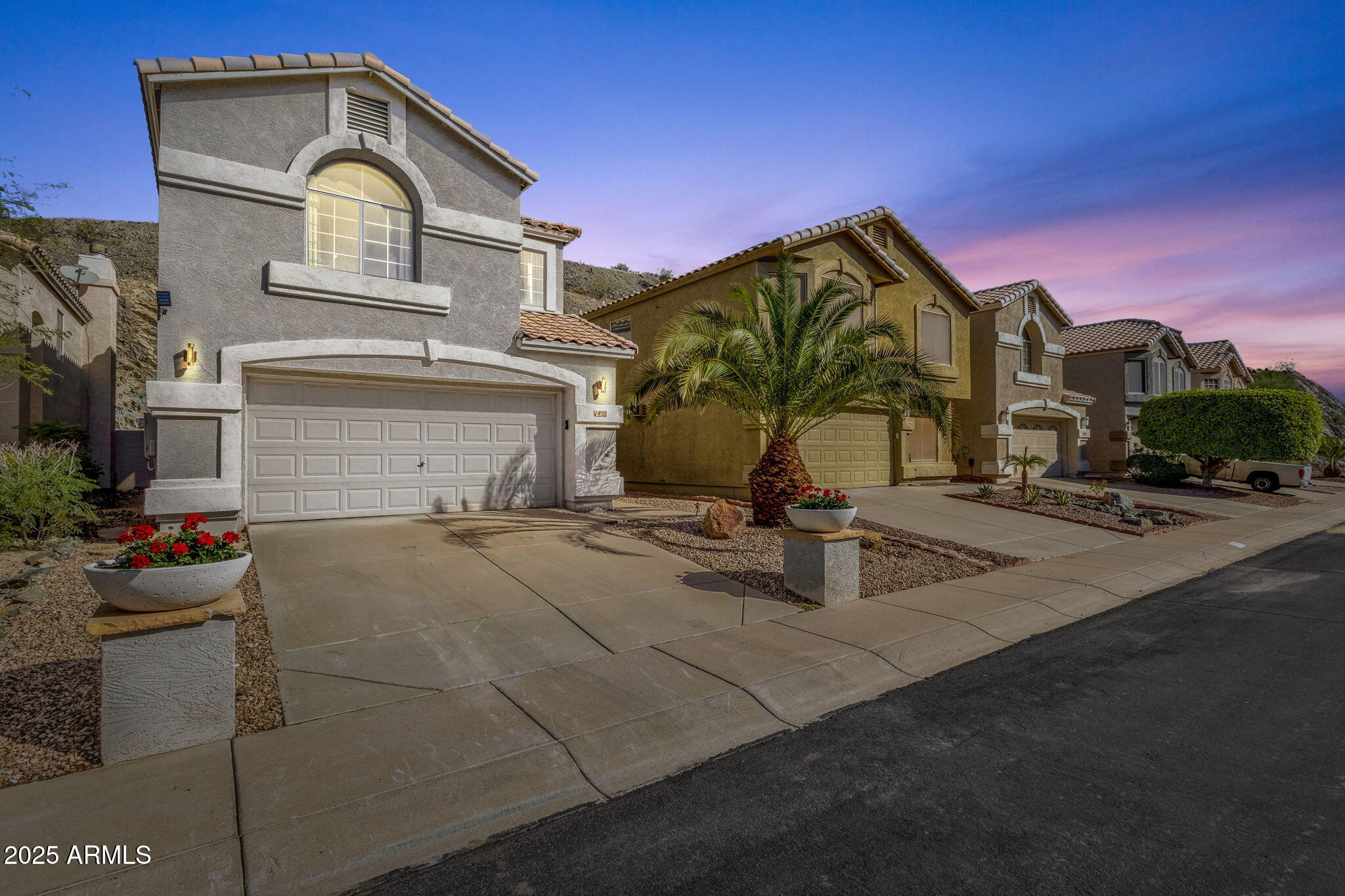 1452 E SOUTH FORK Drive