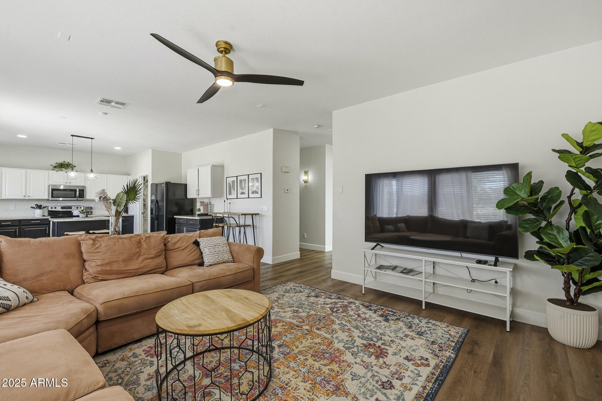 30158 N ROYAL OAK Way