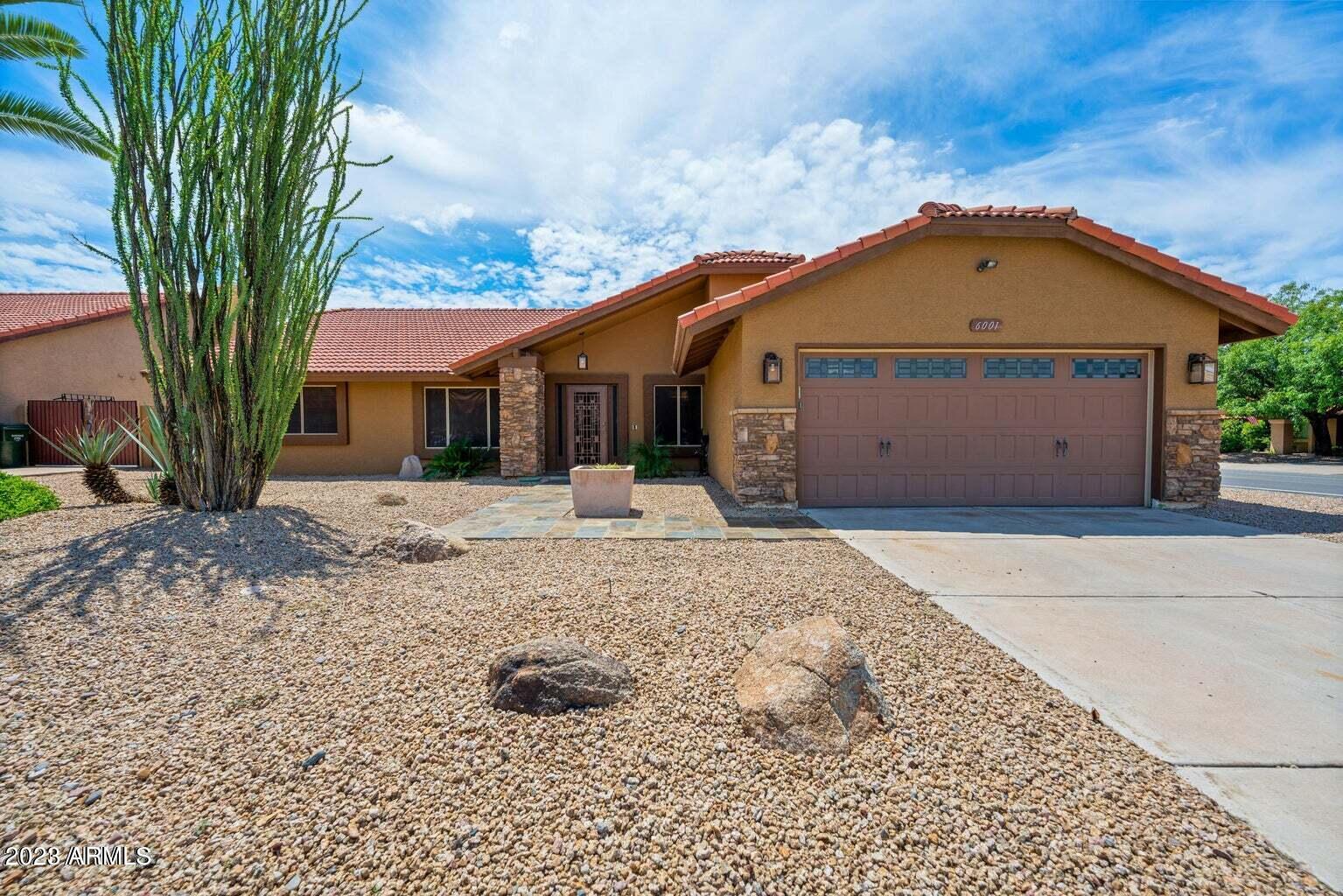 6001 E MONTE CRISTO Avenue