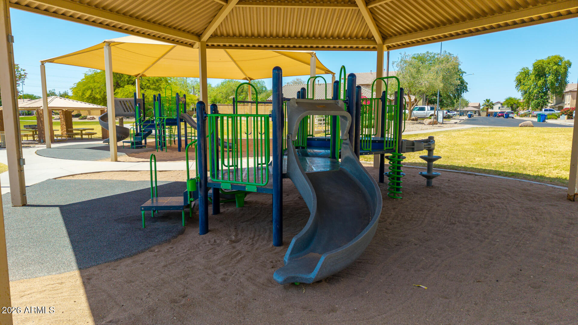 MESQUITE CANYON - Residential