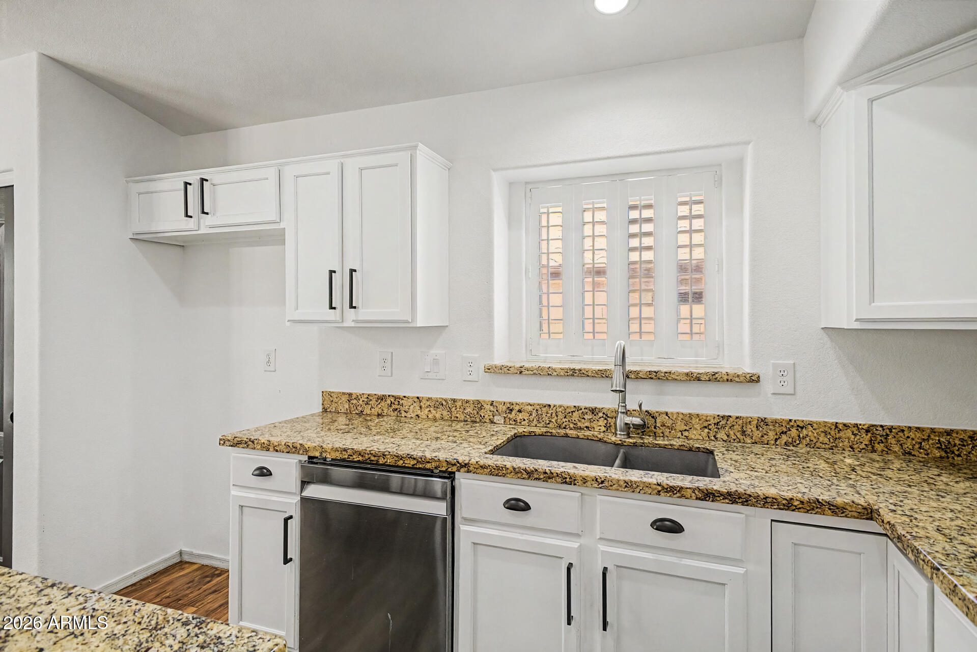 MESQUITE CANYON - Residential