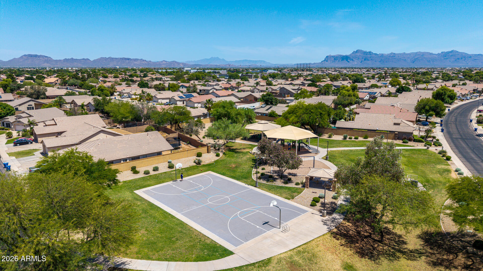 MESQUITE CANYON - Residential