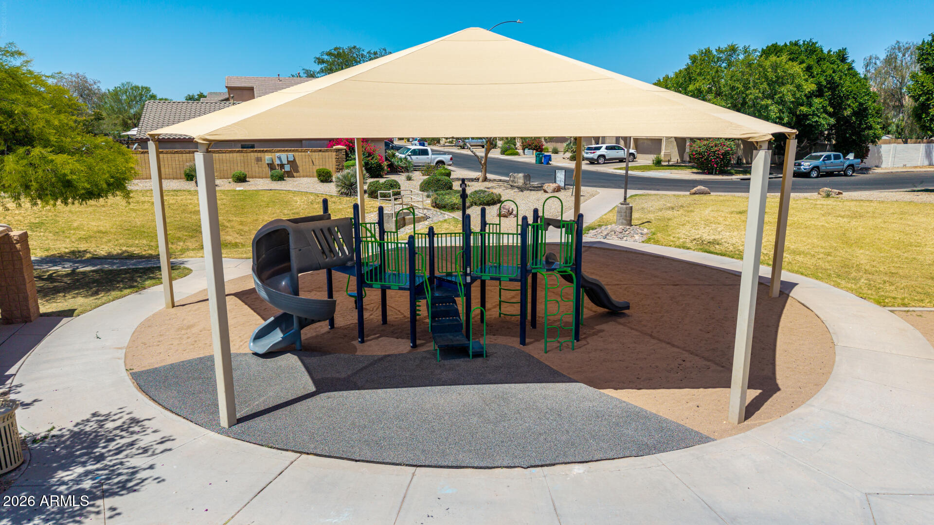 MESQUITE CANYON - Residential