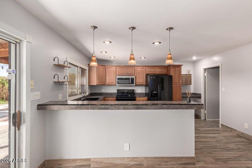 307 W SANTA CRUZ Drive