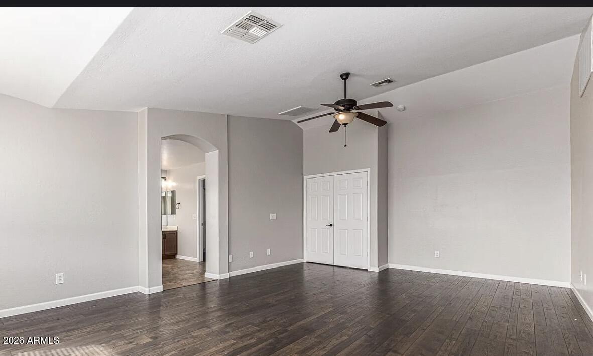 3519 E TONTO Drive
