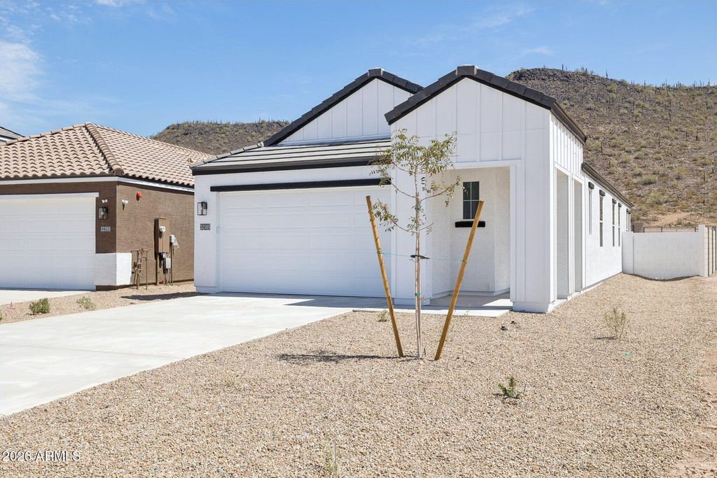Photo of 32585 N Smoke View Trail, Peoria, AZ 85383 (MLS # 7012938)