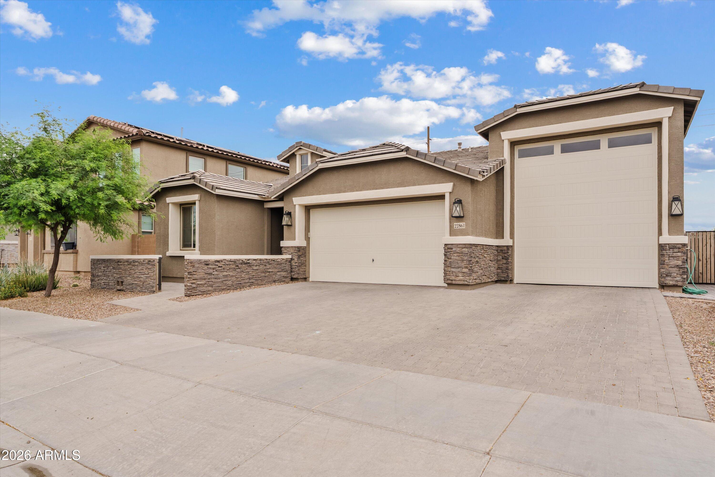 22861 E ESTRELLA Road