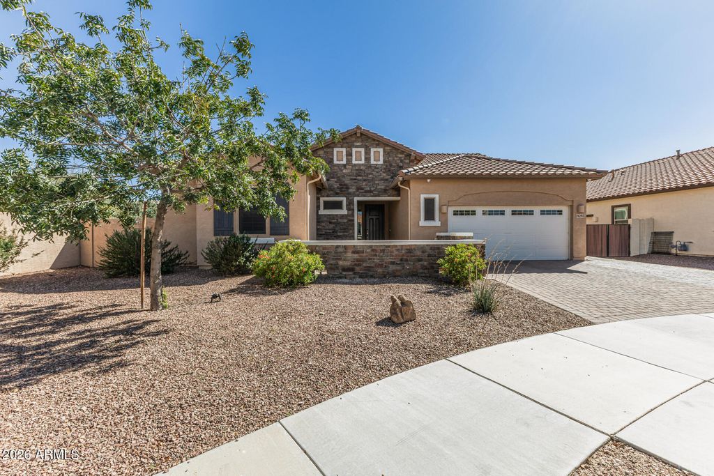 Photo of 19293 E Carriage Way, Queen Creek, AZ 85142 (MLS # 6999191)