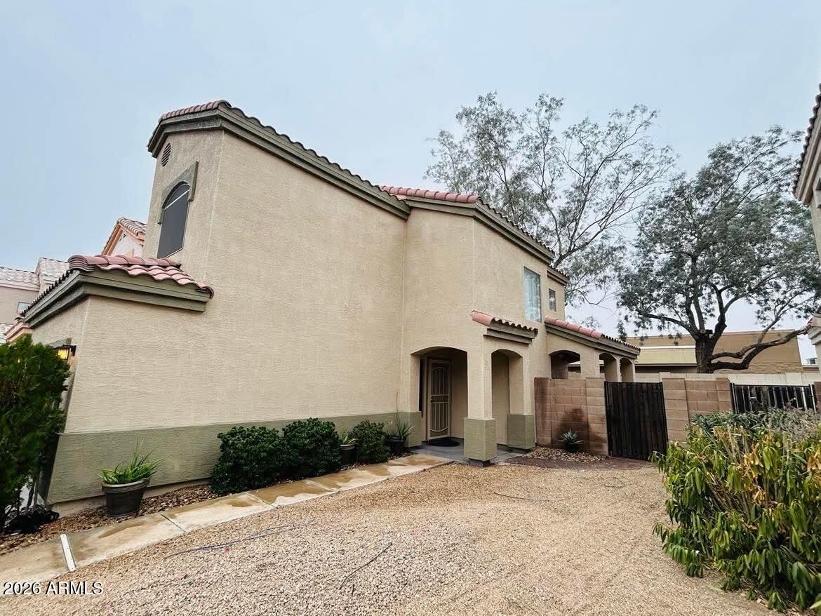 1750 W UNION HILLS Drive 91