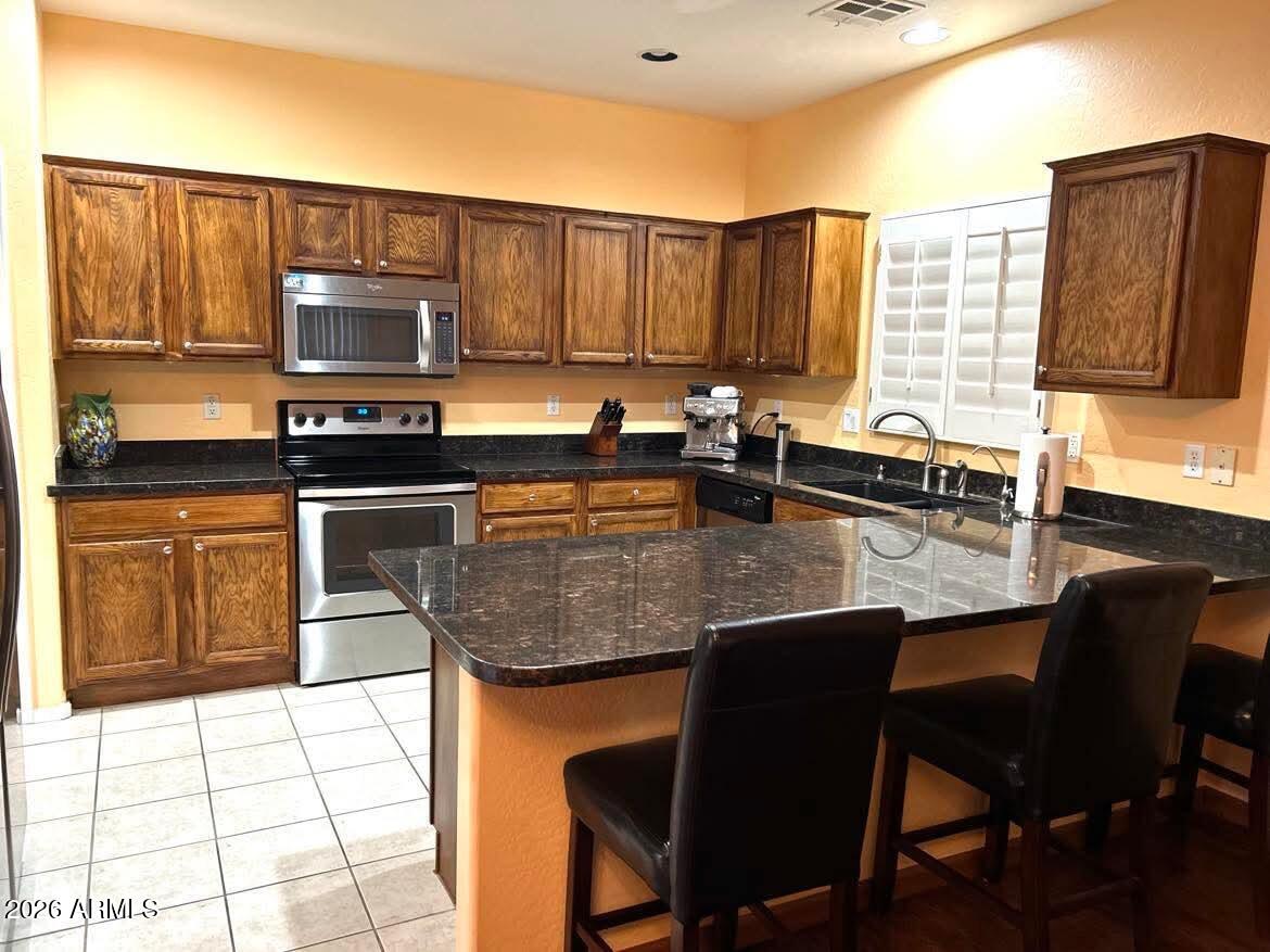 1750 W UNION HILLS Drive 91