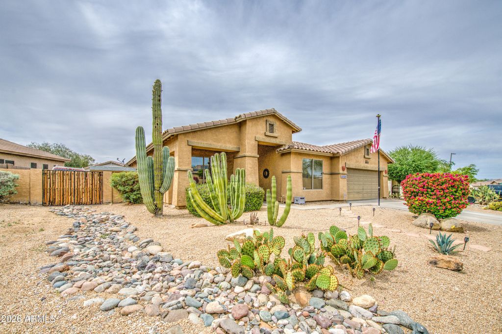 Photo of 10282 S 185th Avenue, Goodyear, AZ 85338 (MLS # 7017697)