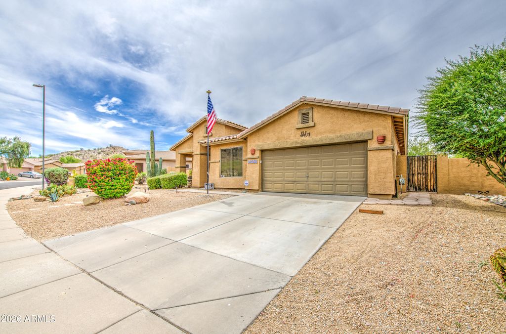 Photo of 10282 S 185th Avenue, Goodyear, AZ 85338 (MLS # 7017697)