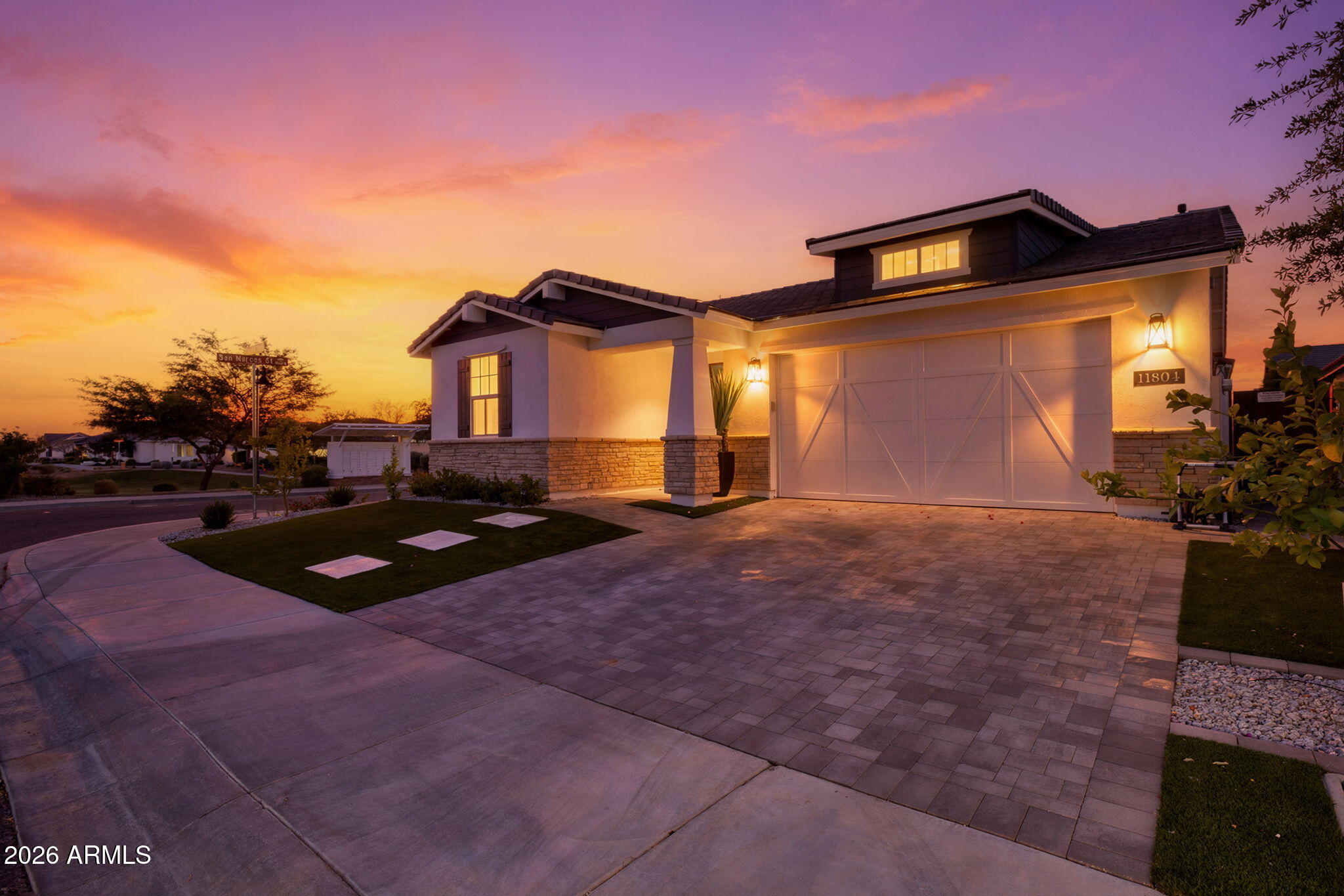 11804 N LUCKENBACH Street