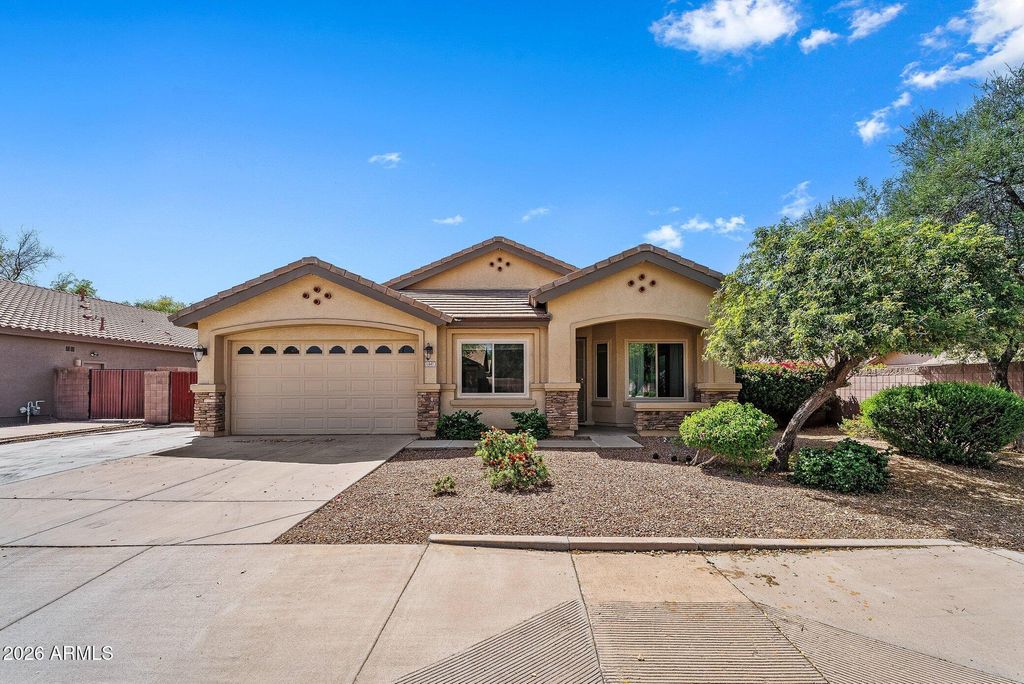Photo of 1447 E Carob Place, Chandler, AZ 85286 (MLS # 7008098)
