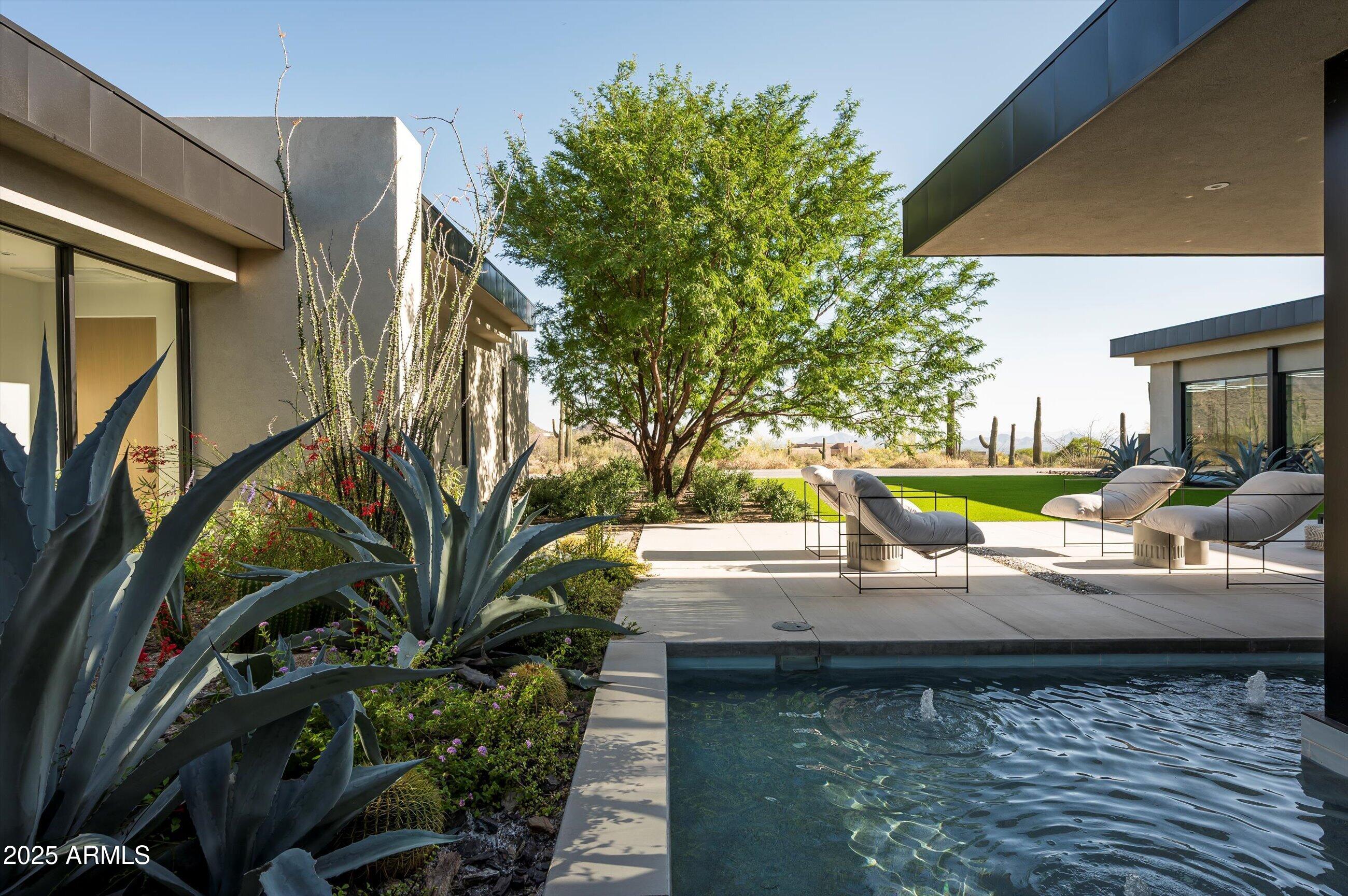 Scottsdale, Arizona 85255, United States, 4 Bedrooms Bedrooms, ,5 BathroomsBathrooms,Residential,Active,202242