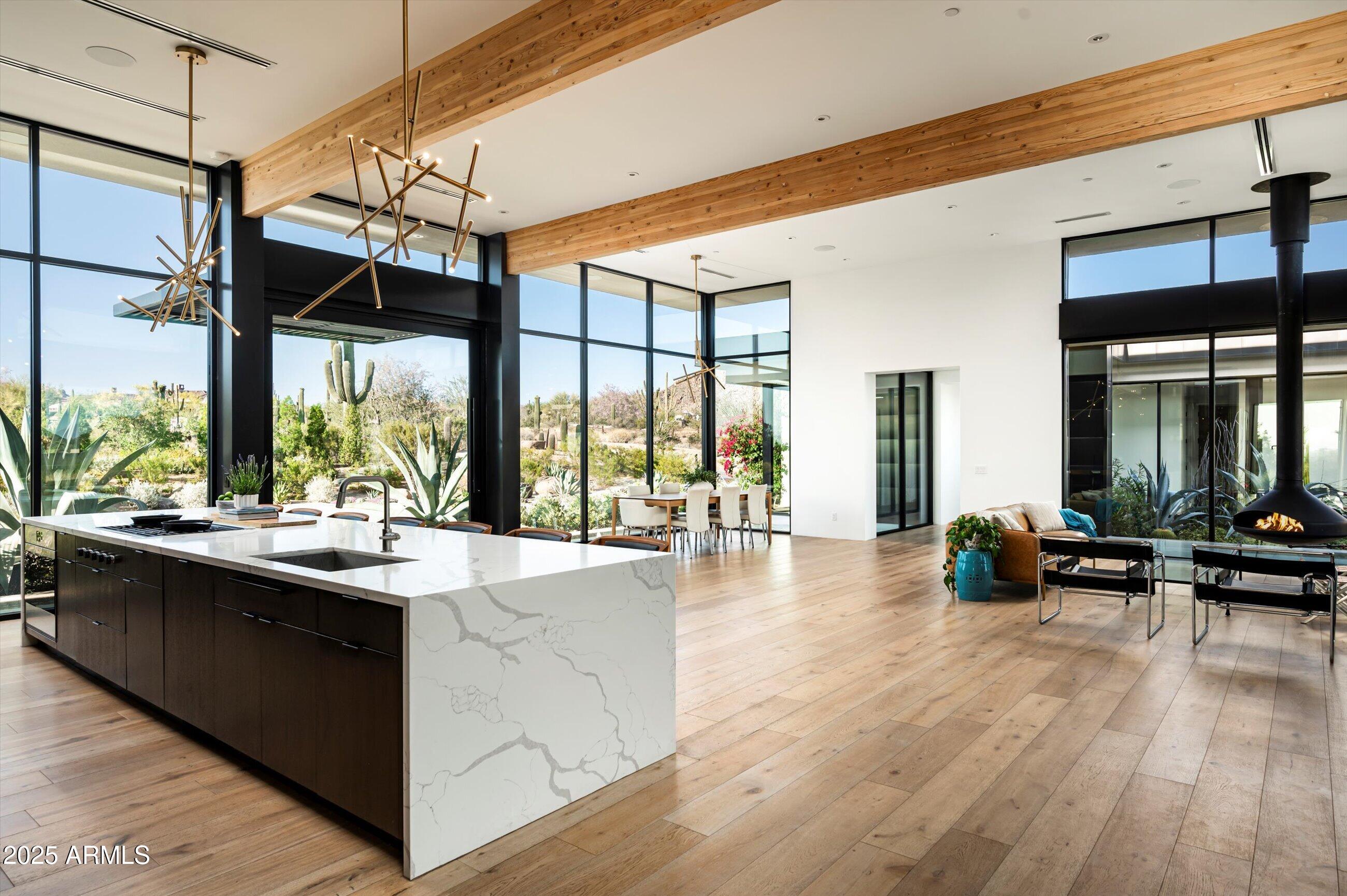 Scottsdale, Arizona 85255, United States, 4 Bedrooms Bedrooms, ,5 BathroomsBathrooms,Residential,Active,202242