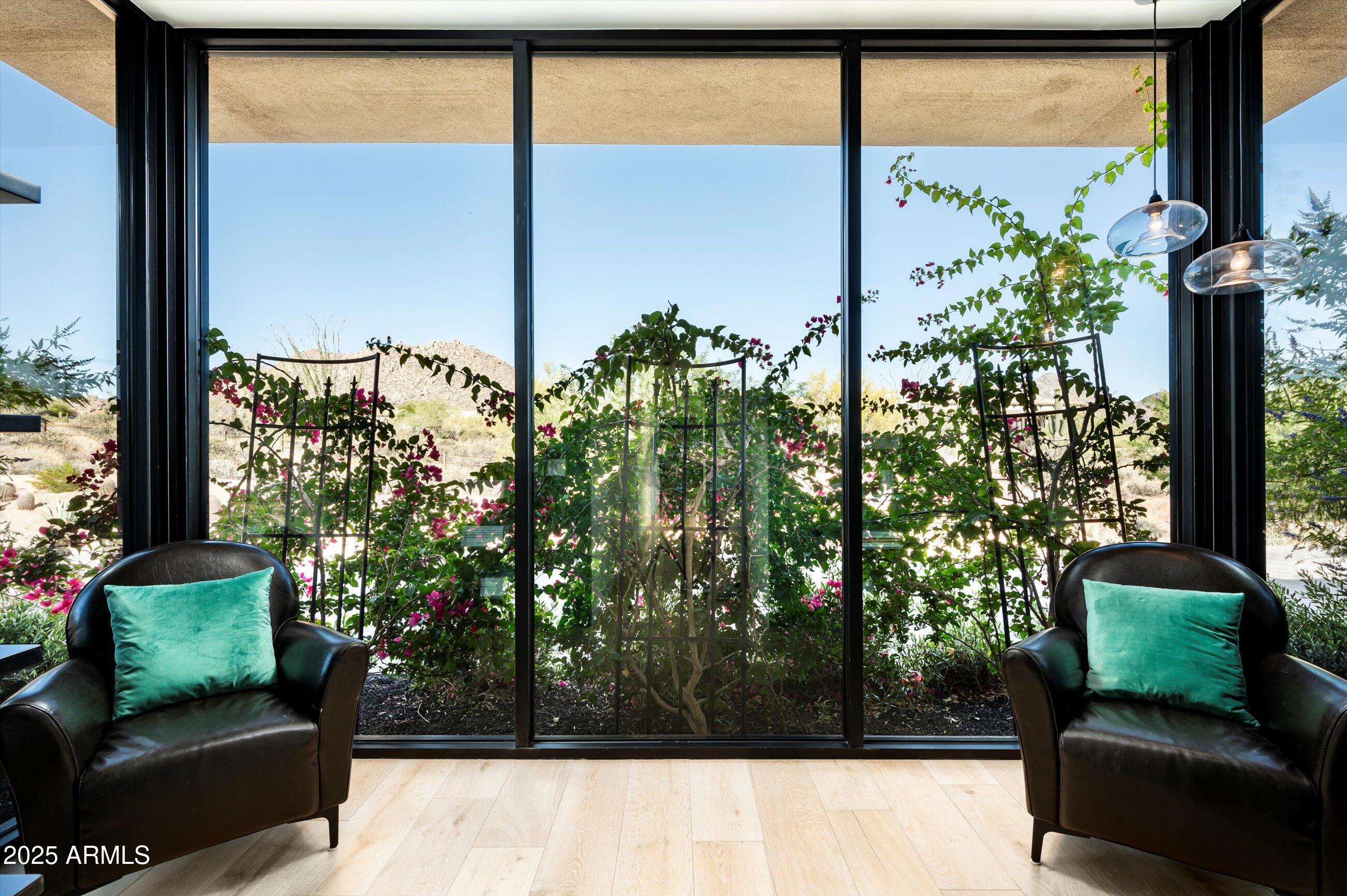 Scottsdale, Arizona 85255, United States, 4 Bedrooms Bedrooms, ,5 BathroomsBathrooms,Residential,Active,202242