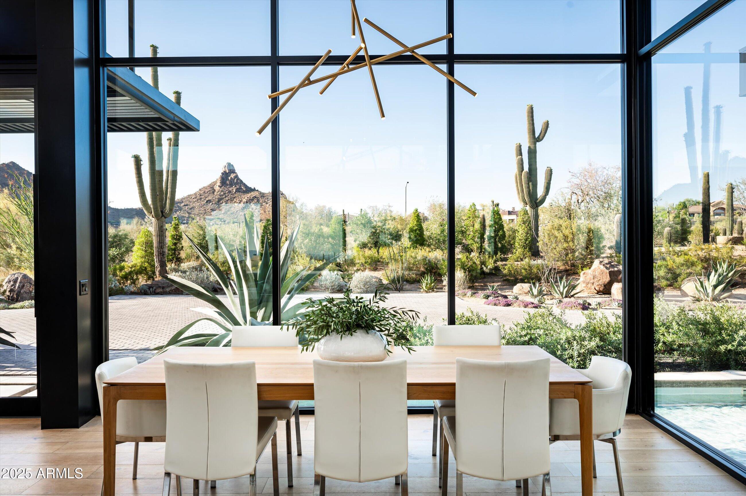 Scottsdale, Arizona 85255, United States, 4 Bedrooms Bedrooms, ,5 BathroomsBathrooms,Residential,Active,202242