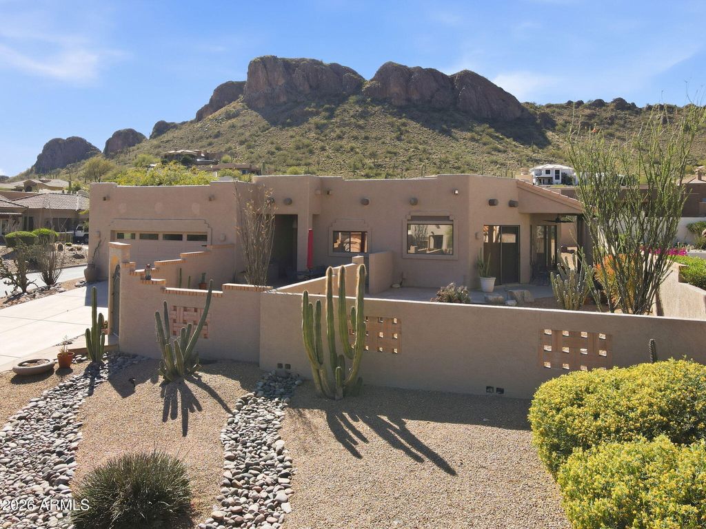 Photo of 4830 S Strike It Rich Drive, Gold Canyon, AZ 85118 (MLS # 6994028)