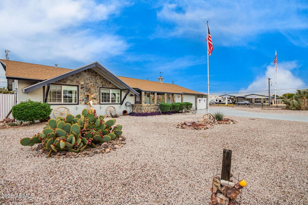 Photo of 11033 W Alabama Avenue, Sun City, AZ 85351 (MLS # 6948005)
