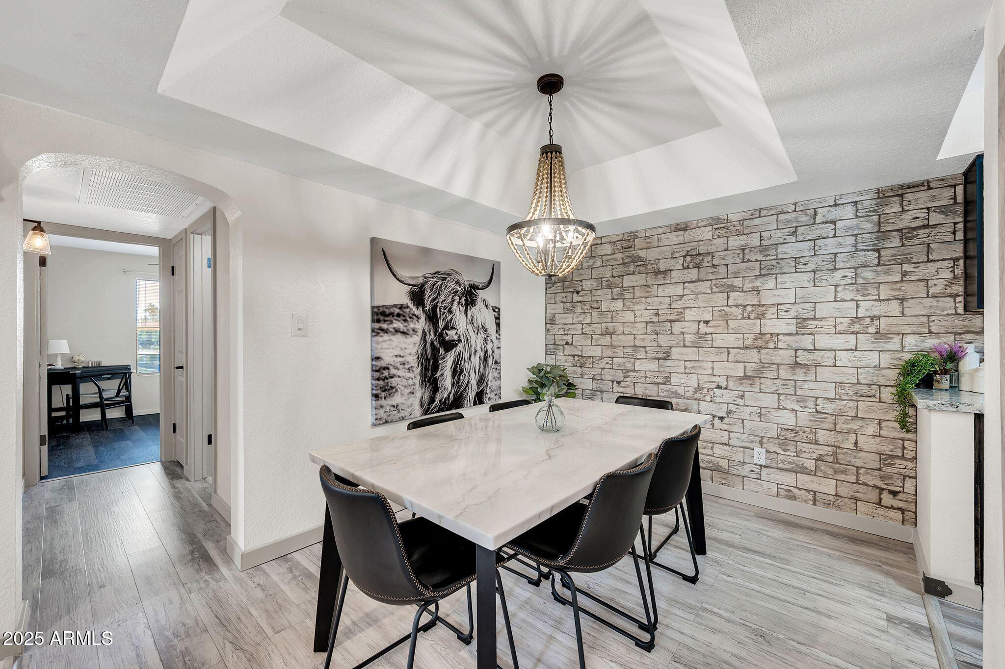 8787 E Mountain View Road 2100