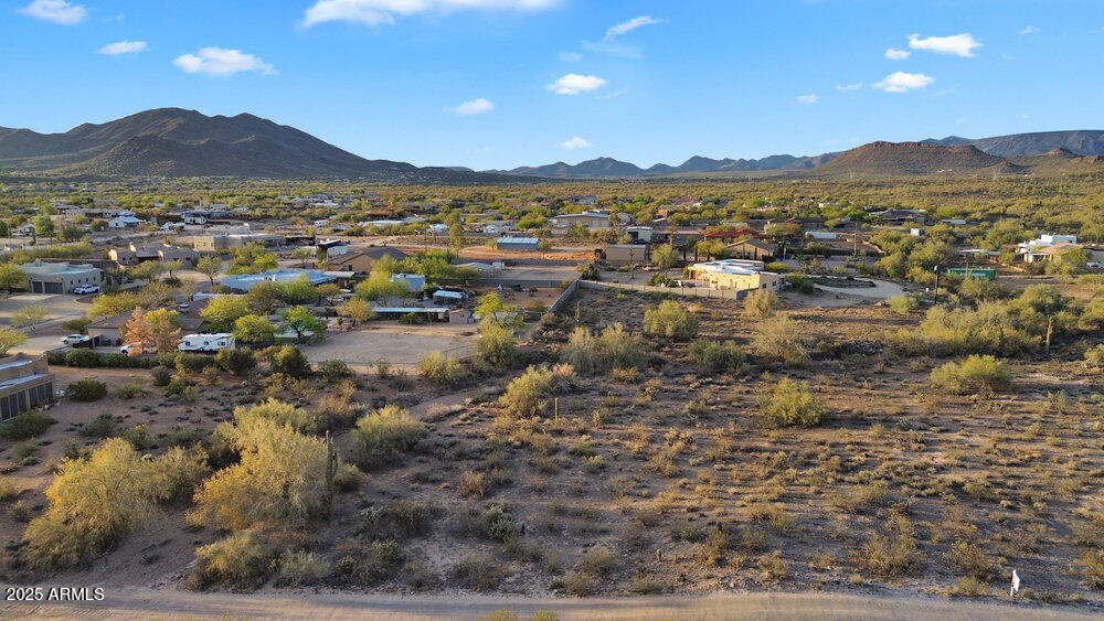 1.25 acres W Saddle Mountain Road -
