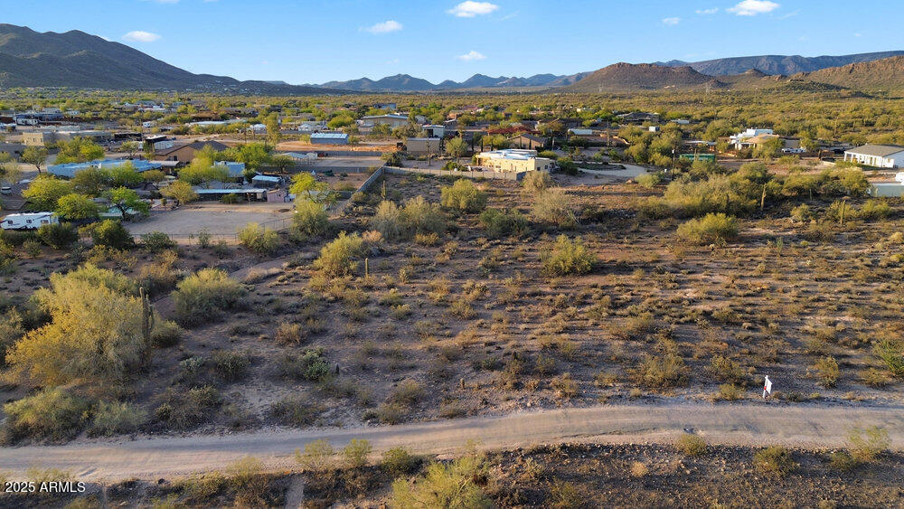 1.25 acres W Saddle Mountain Road -