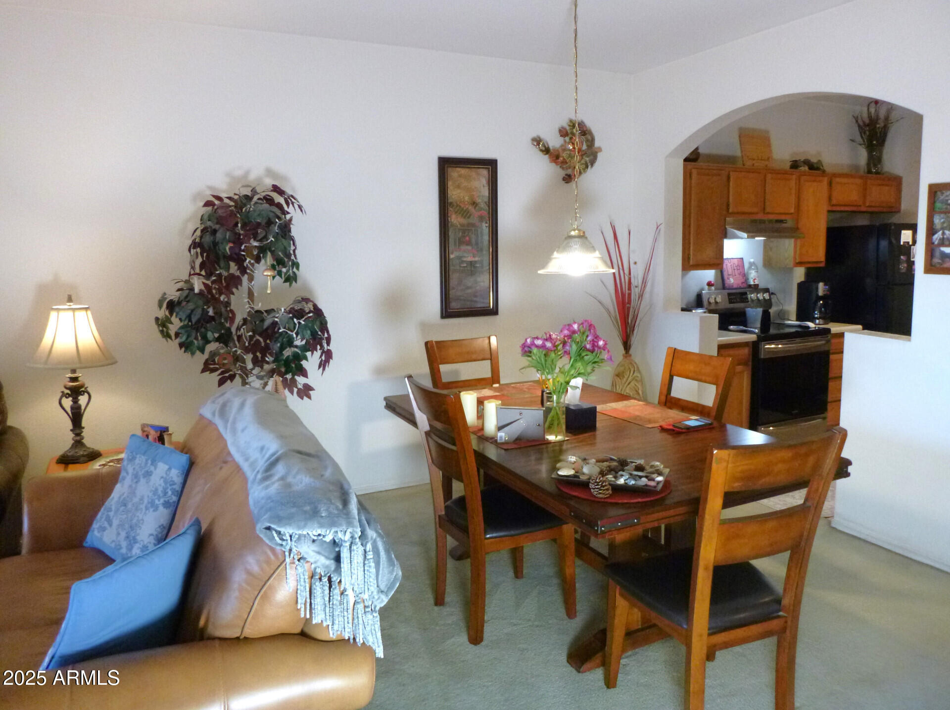 625 N HAMILTON Street 8