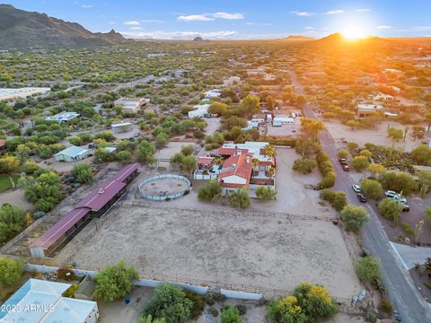 A home in Cave Creek