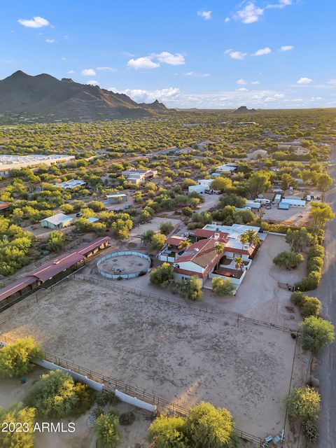 A home in Cave Creek