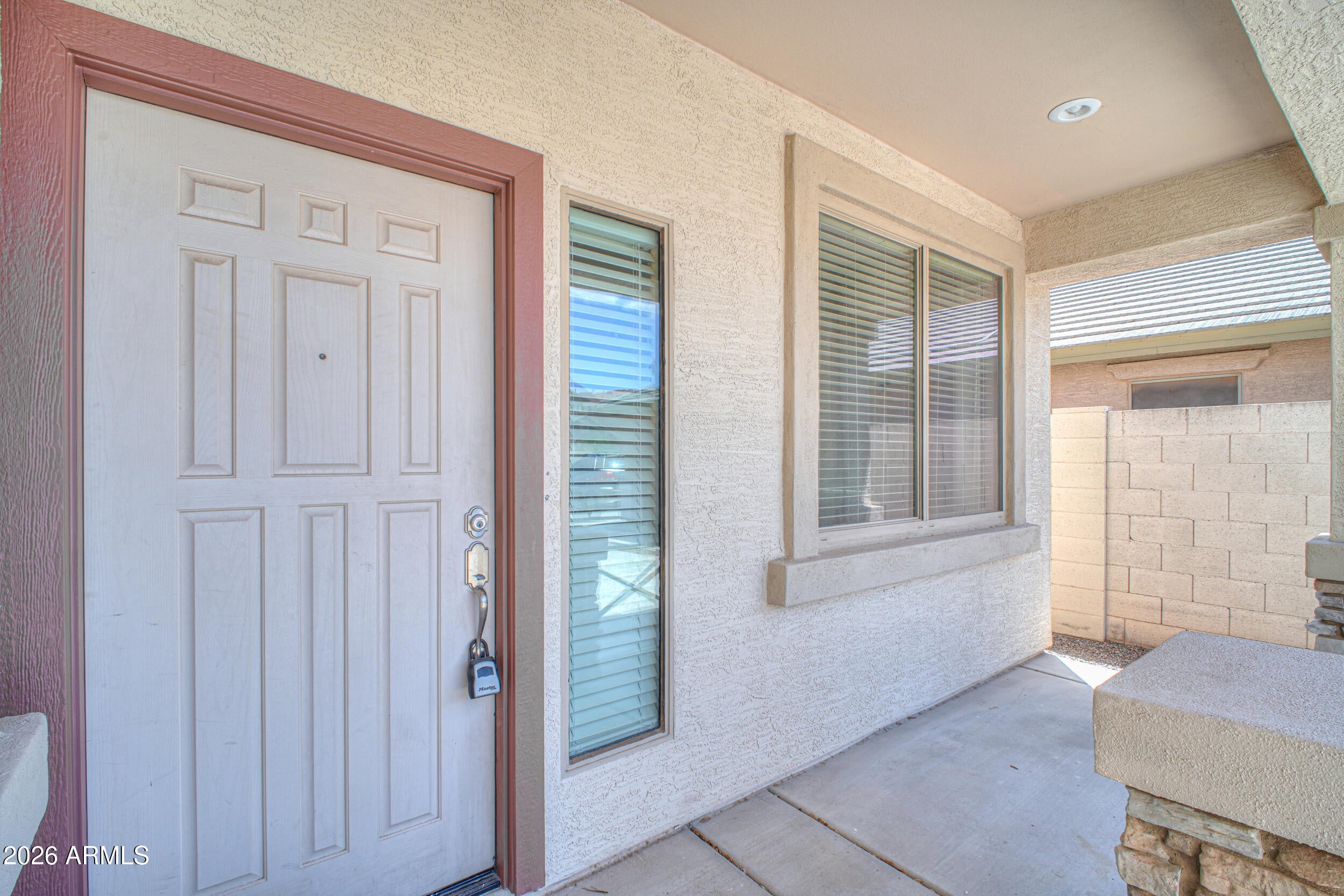 40711 W ROBBINS Drive