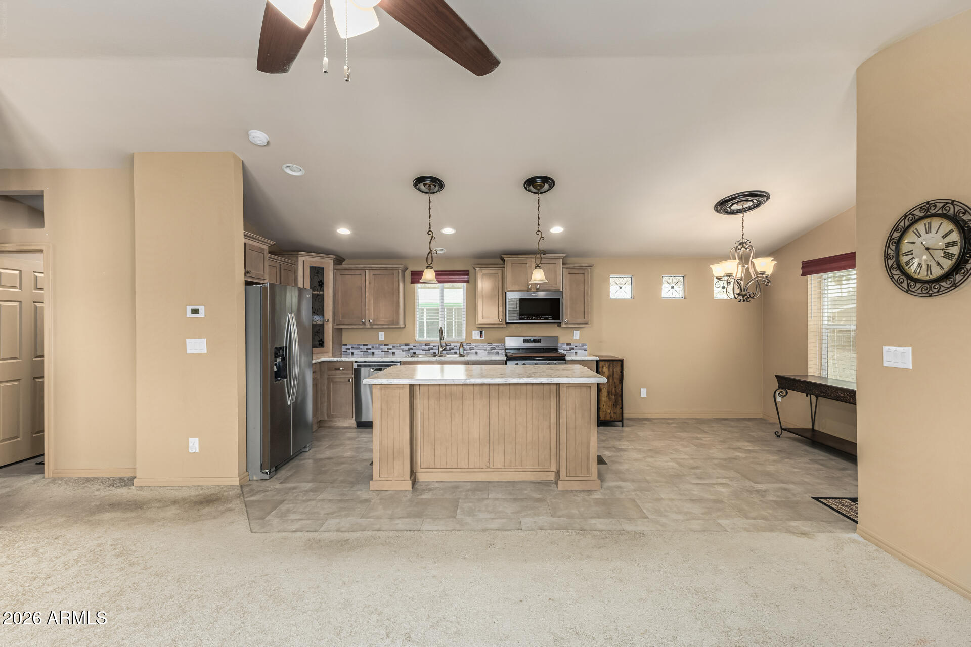 Holiday Palms - Residential