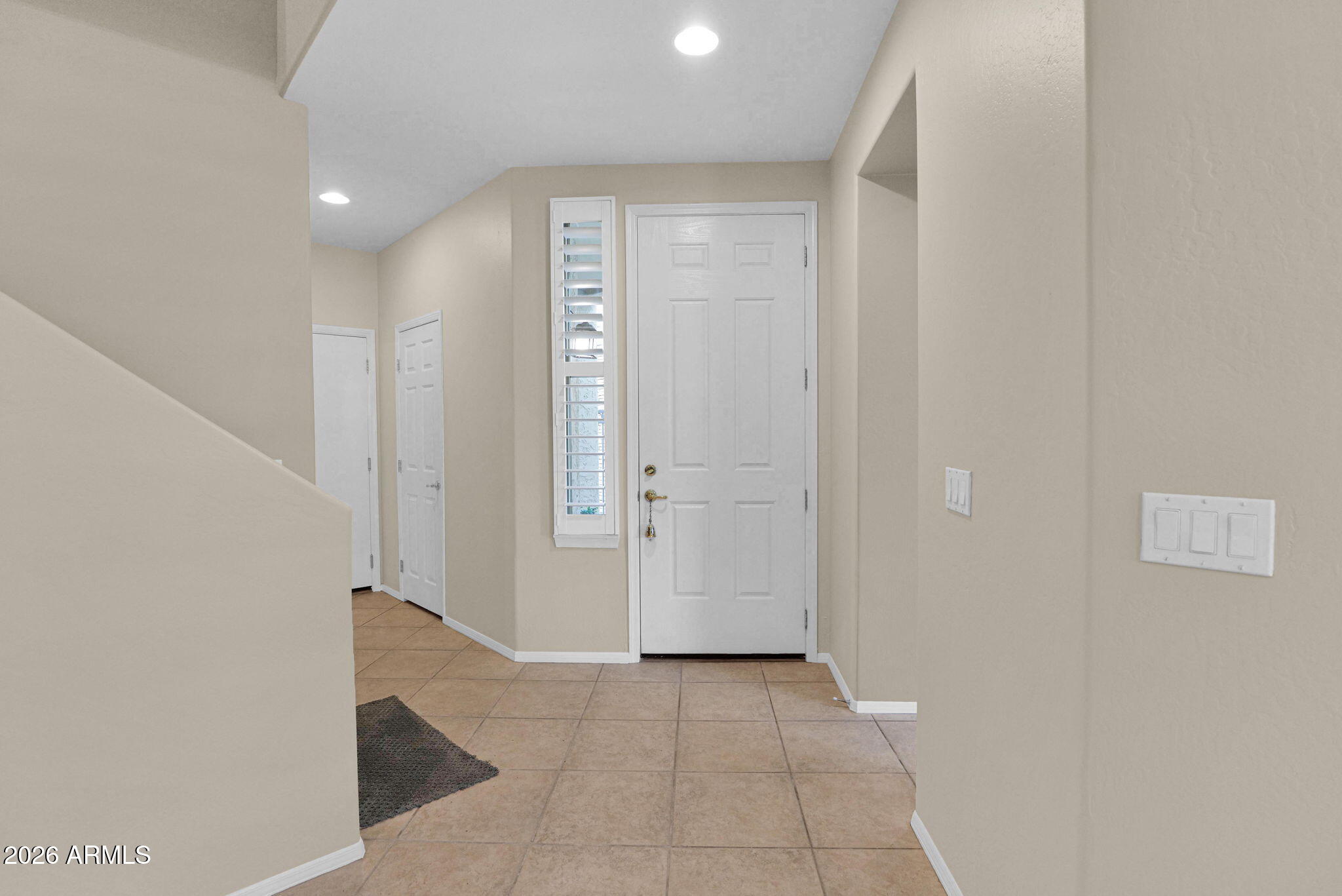 1024 E FRYE Road 1092