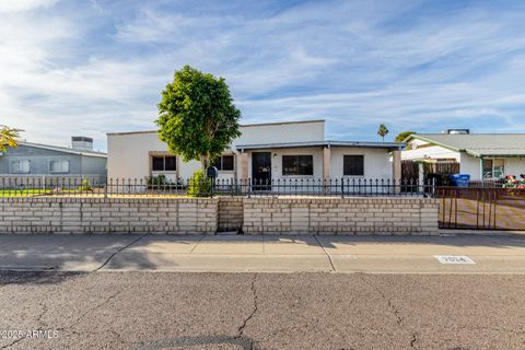 7014 S 17TH Avenue Phoenix AZ 85041