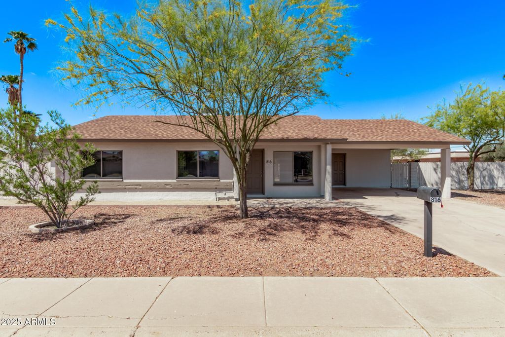 Photo of 816 E Saguaro Street, Casa Grande, AZ 85122 (MLS # 6924251)